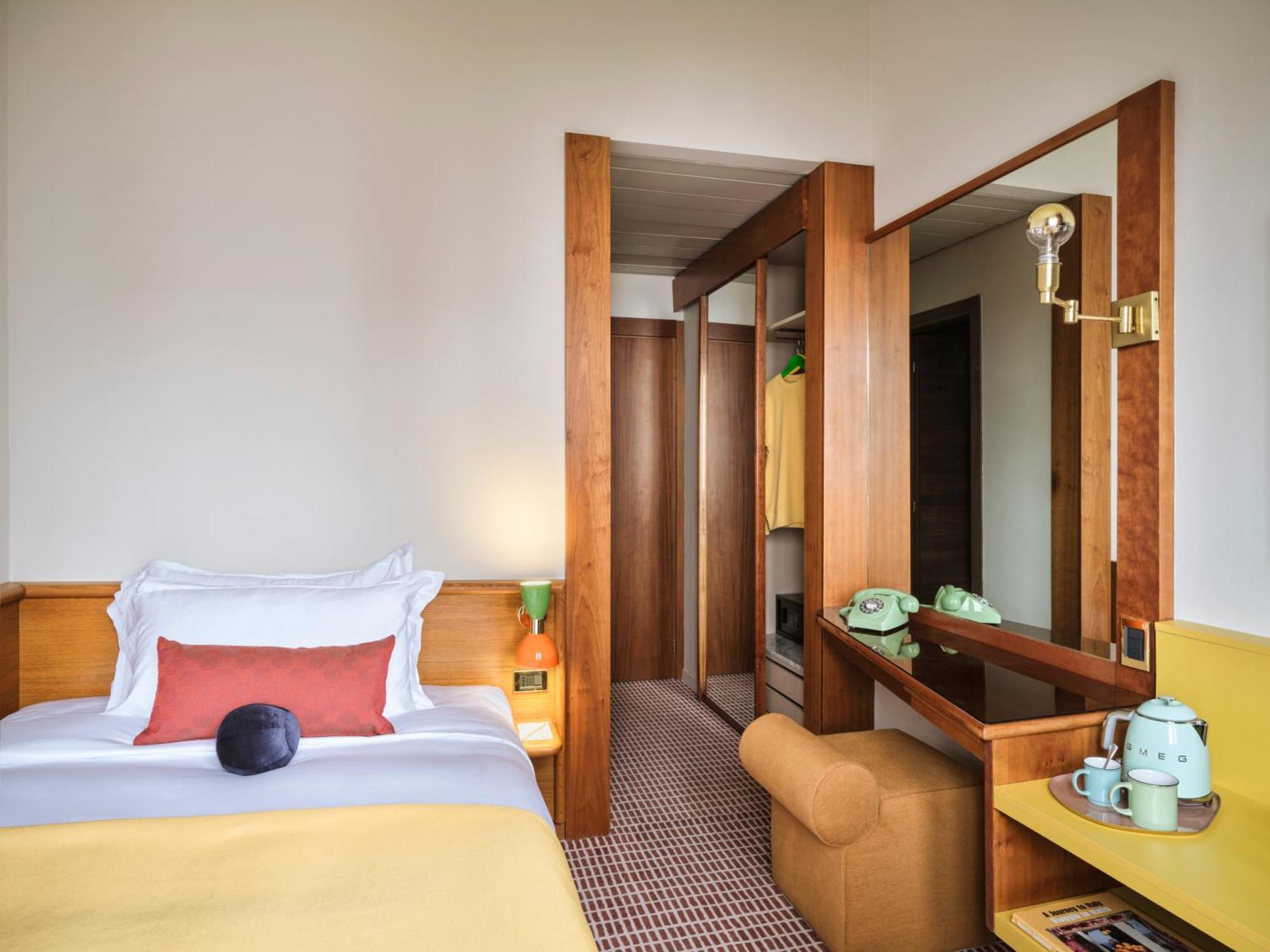 Max Brown Hotel Missori, Part Of Sircle Collection Милано Екстериор снимка