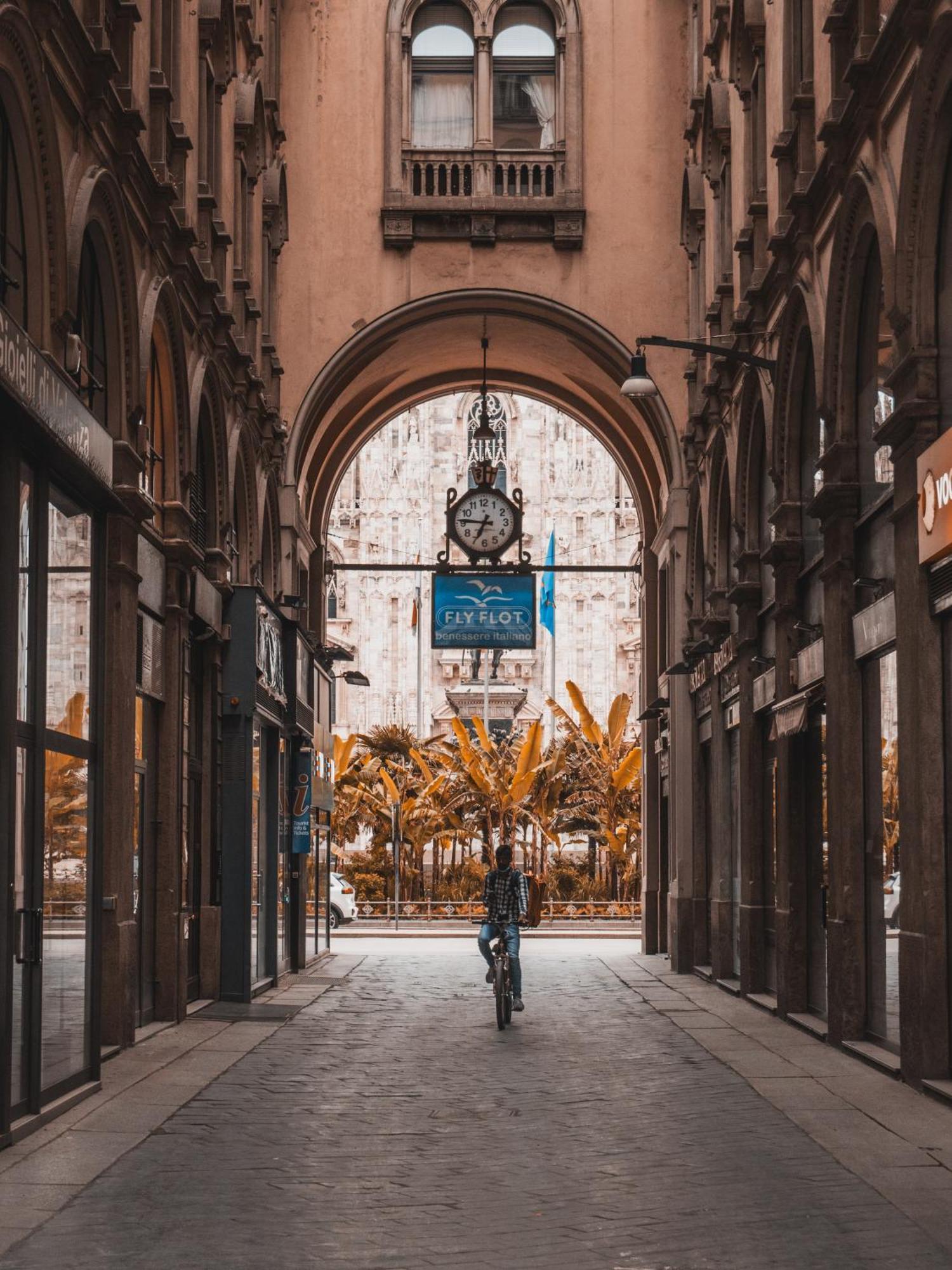 Max Brown Hotel Missori, Part Of Sircle Collection Милано Екстериор снимка